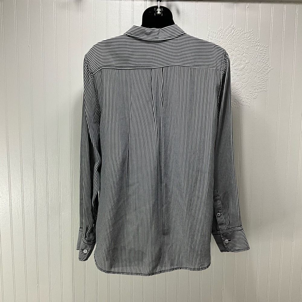 J. CREW 100% Silk Blouse - Picture 3 of 5